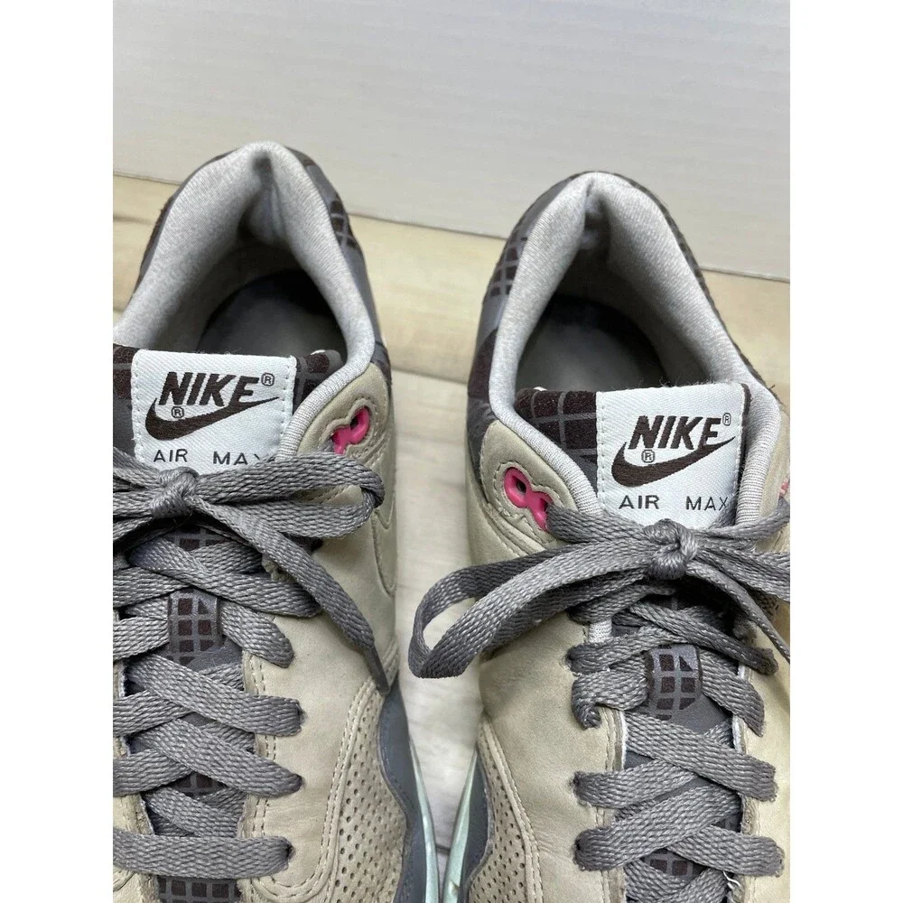 Nike air max